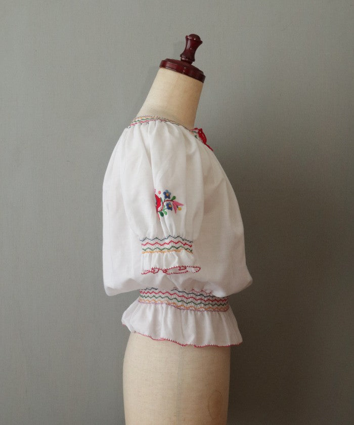 VINTAGE HUNGARIAN EMBROIDERED SHORT SLEEVE BLOUSE - 1
