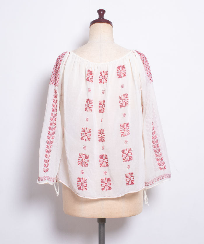 1940's ROMANIAN COTTON GAUZE RED EMBROIDERY BLOUSE / ルーマニアン 