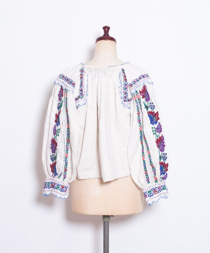 ANTIQUE ROMANIAN EMBROIDERY LINEN BLOUSE（アンティーク ルーマニア 