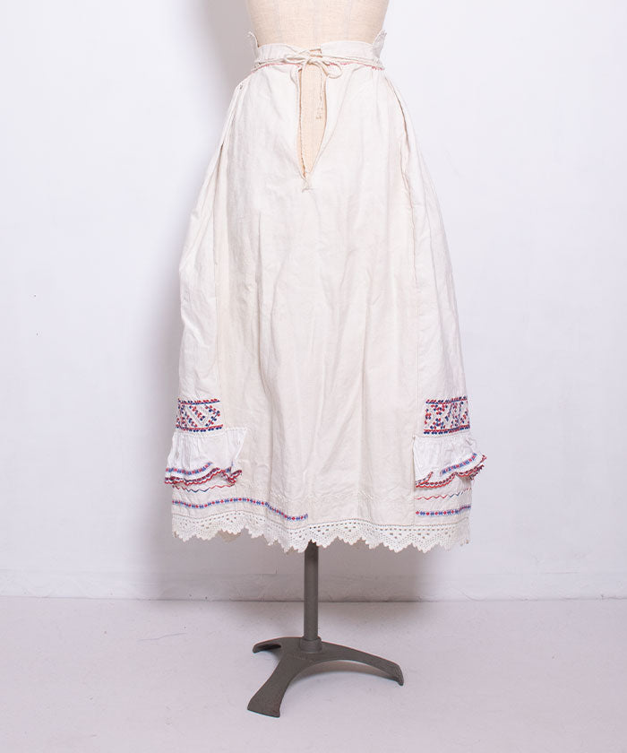 ANTIQUE ROMANIAN EMBROIDERY LINEN SKIRT / アンティーク ルーマニア 