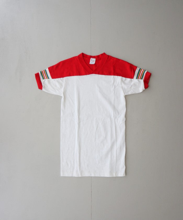1980’s CHAMPION VNECK TEE FOR KIDS - RED / ビンテージ チャンピオン VネックTシャツ トリコタグ アメリカ製 キッズサイズ