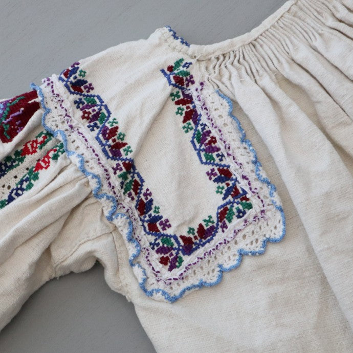 ANTIQUE ROMANIAN EMBROIDERY LINEN BLOUSE（アンティーク ルーマニア 